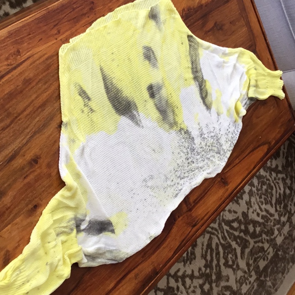 Tie die Yellow mesh Belly sweater